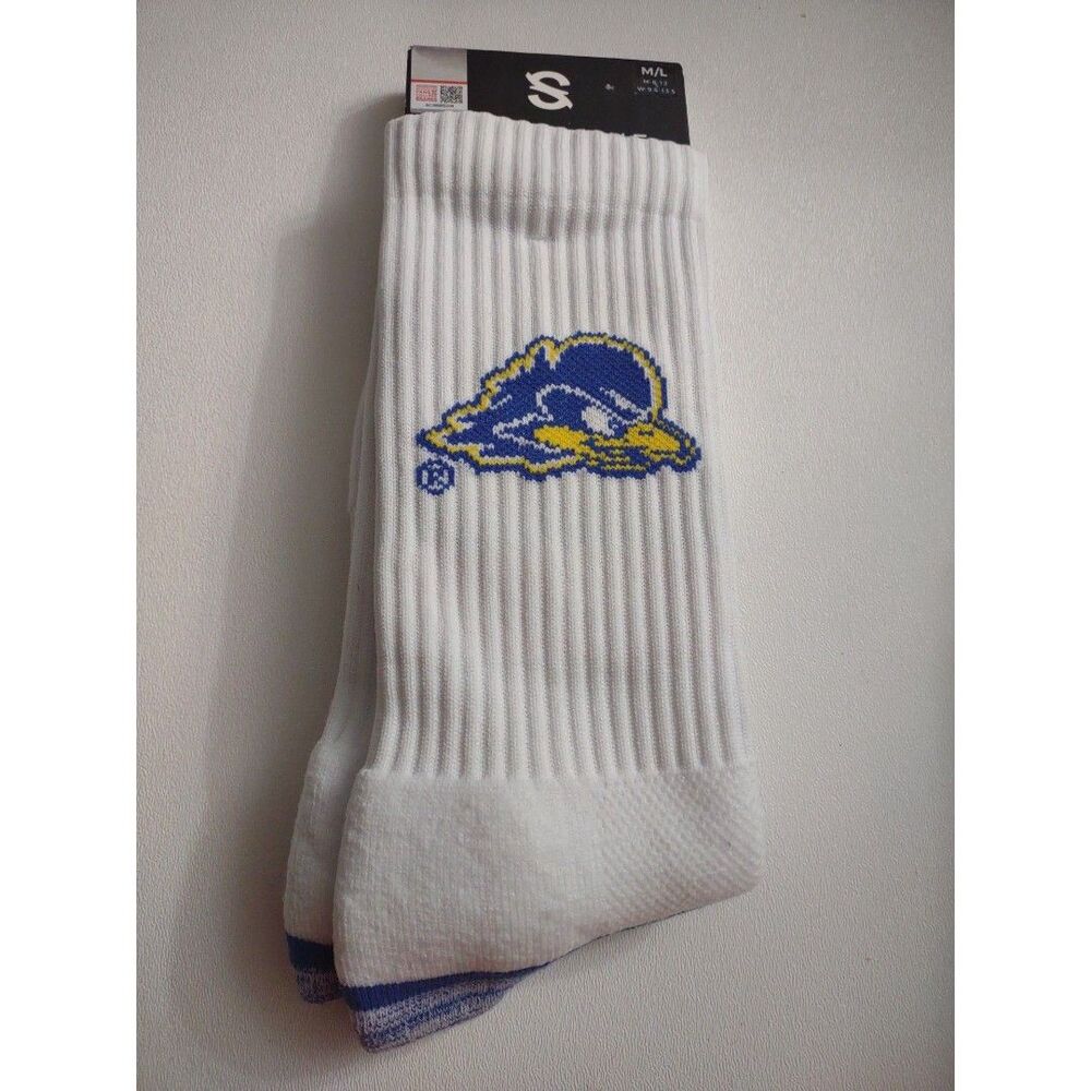 STRIDELINE Delaware Blue hen NCAA CREW SOCKS  NWT M/L 8-12 New